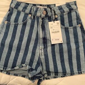 Zara Size 4 blue Jean shorts with stripes and tags still on.
